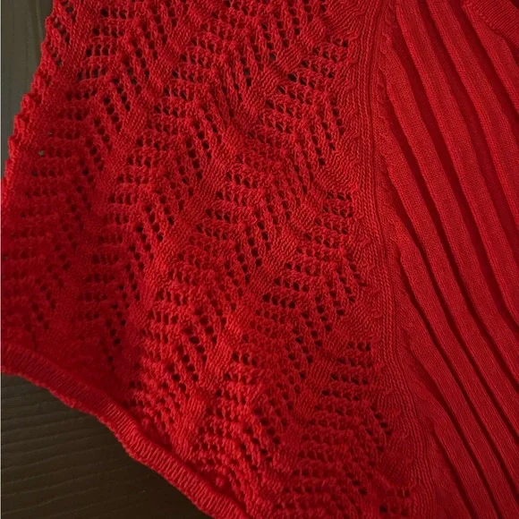 3/$15 Red Ribbed Short Sleeve Top - Picture 2 of 2